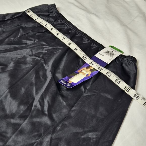 Vanity Fair Slip Skirt Medium 28" 100% Nylon Black Vintage New Deadstock Petti - Picture 6 of 7